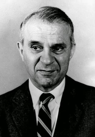 GRUPO DE INVESTIGACION BLACKETT (INGLATERRA)