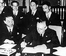 26 de noviembre de 1937 Italia se une a Alemania y Japón en el pacto Antikomintern.