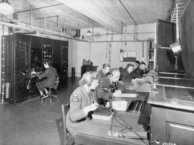 Primeros grupos y equipos