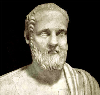 Isócrates (436-338 a.C.) convierte la retórica en la base de su  plan de estudios