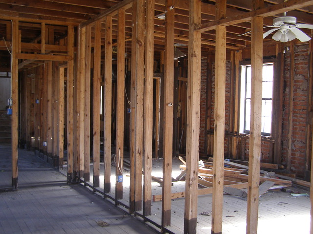 Shots of Kisa and Jewel's home, post-Katrina