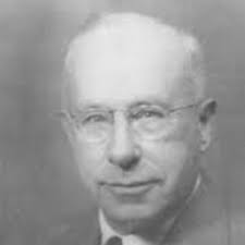 Chester Barnard establece la teoría de la cooperación.