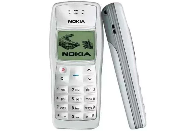 Me regalan mi primer celular