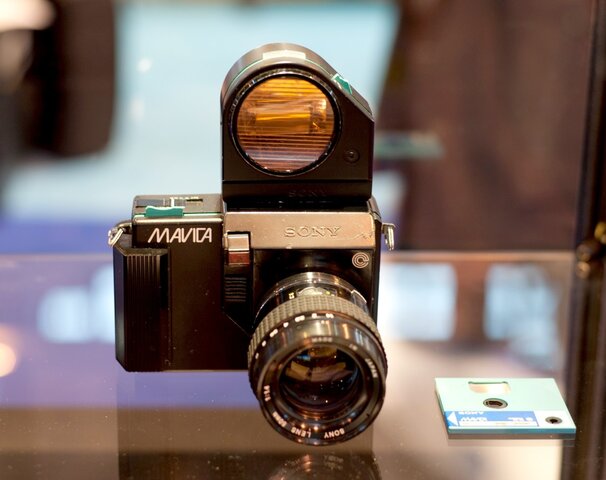 Sony Mavica.