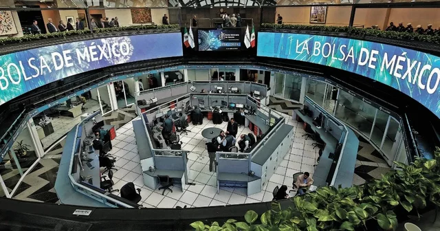 Se inaugura la Bolsa de México en la Ciudad de México