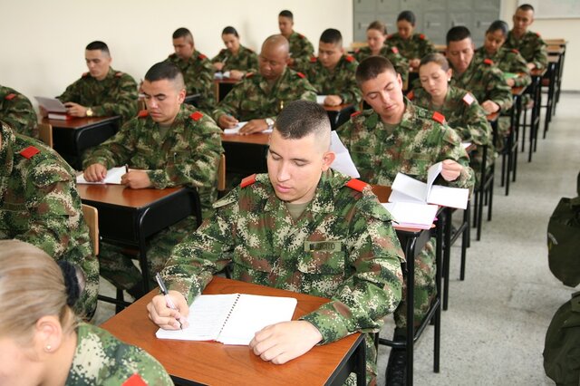 Aprobación de la creación de la institución