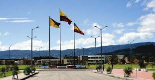 Adscrita al Ministerio de Defensa