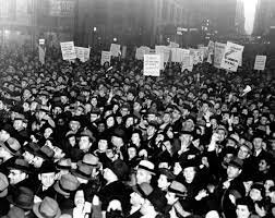 Frances Perkins becomes the U.S. secretary of labor