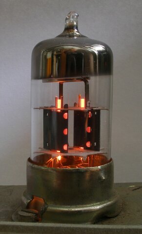 Válvula triodo