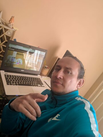 Seguir estudiando para terminar mi pregrado