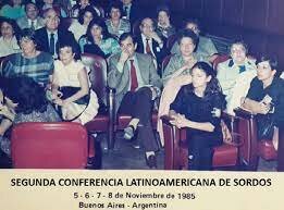 Conferencia sobre las personas sordas