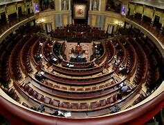 Primera comisión de expertos ambientales en psicología