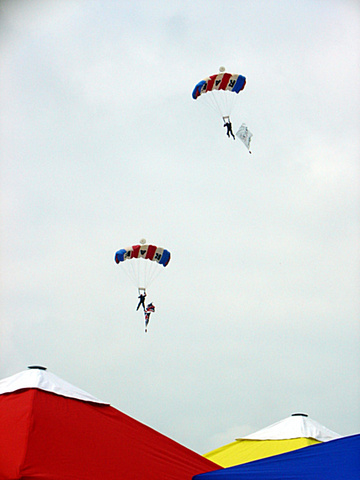 Krakatoan families jump off
