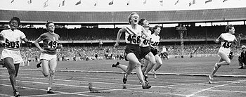 historia del atletismo 1956