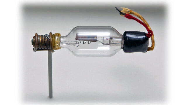 Invención del rectificador de triodo