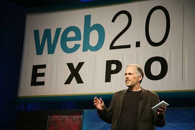 Tim O'Reilly define la Web 2.0