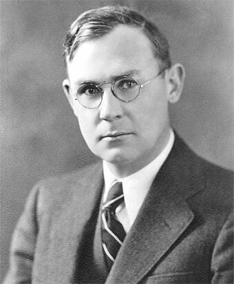 1896 - 1937 WALLACE CAROTHERS