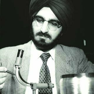 Narinder Singh Kapany  1953    FISICO INDU