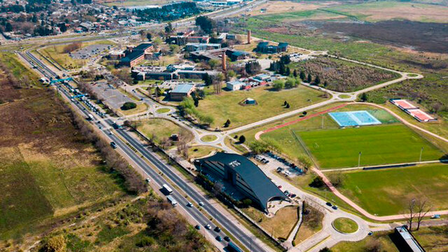 Universidad Nacional de Lomas de Zamora