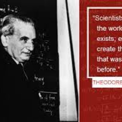 Timeline: Evolución Histórica del Diseño (IIND)