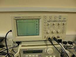 Primera pantalla de 19 pulgadas