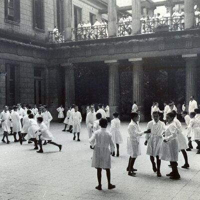 Timeline: Historia de la Leyes Educativas