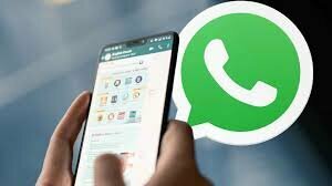 Comienzos de la mensajería instantánea en teléfonos móviles.Nace WhatsApp.