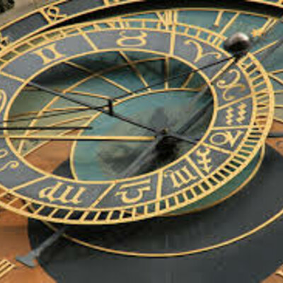 Timeline: LA EVOLUCION DE LOS DIFERENTES RELOJES