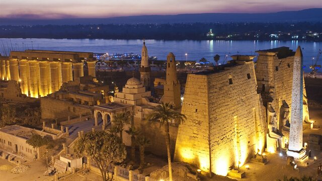 Esparta interviene en Tebas