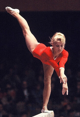 Polina Astakhova comença a fer gimnàstica