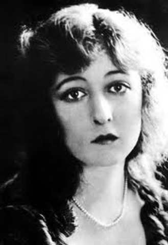 Personal Life & Marriage