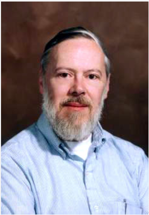 Surge el lenguaje de programación C