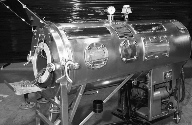 Primer respirador eléctrico modernno