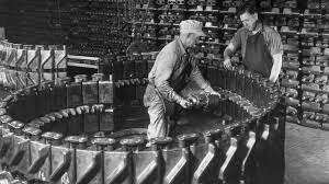 Política económica orientada a la fabricación de armamento: