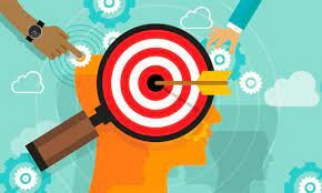 La escuela del posicionamiento Porter (1980)