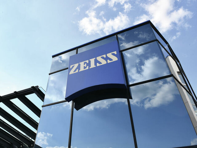 Carl Zeiss