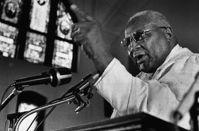 Reverend King Sr. becomes pastor