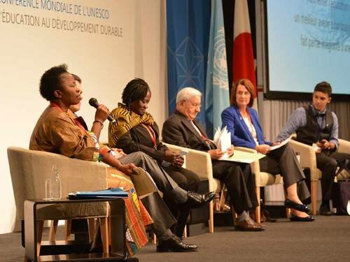 Se celebró la primera Conferencia Mundial de Educación para Todos