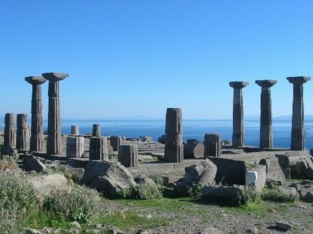 Nueva escuela de Assos