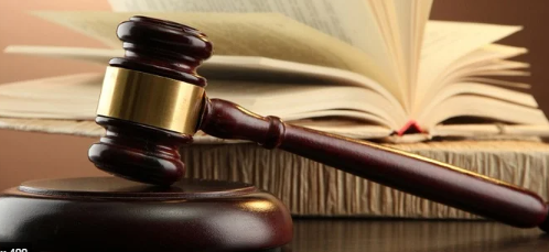 Se consagra la ley 454 del 1998 en Colombia