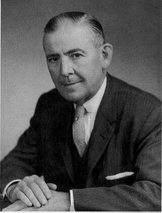 El bibliotecario del Congreso L. Quincy Mumford