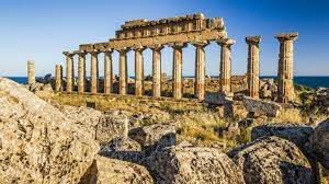 Greeks colonize the Mediterranean