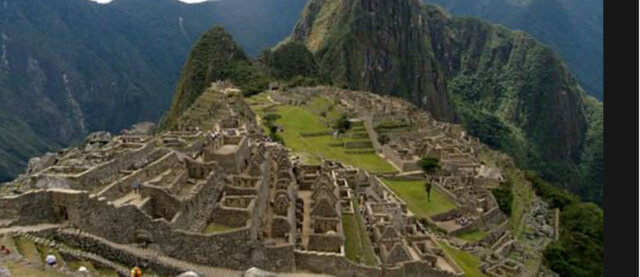 Incan Empire founded