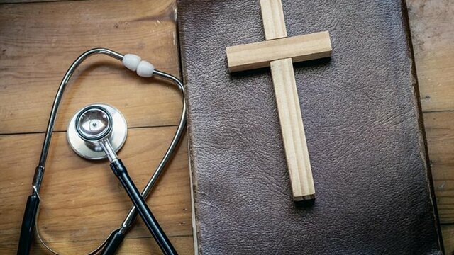 2 - LA ENFERMEDAD Y LA RELIGION