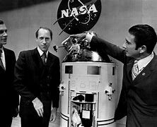 E.E.U.U crea la nasa