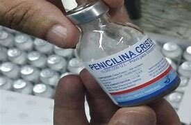 Descubrimiento de la Penicilina.