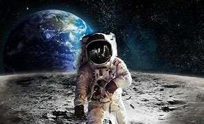 Hombre llega a la luna