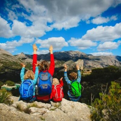 Timeline: Actividades en la Naturaleza. Origen y perspectivas