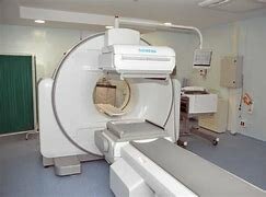 Aparicion de la ecografia diagnostica y las camaras gamma