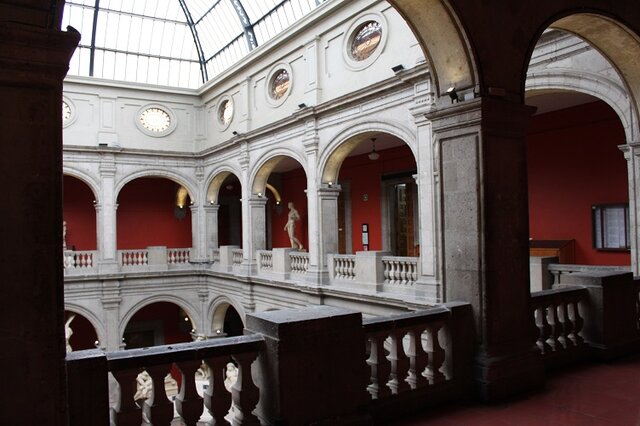 Primera academia de arte en el continente americano